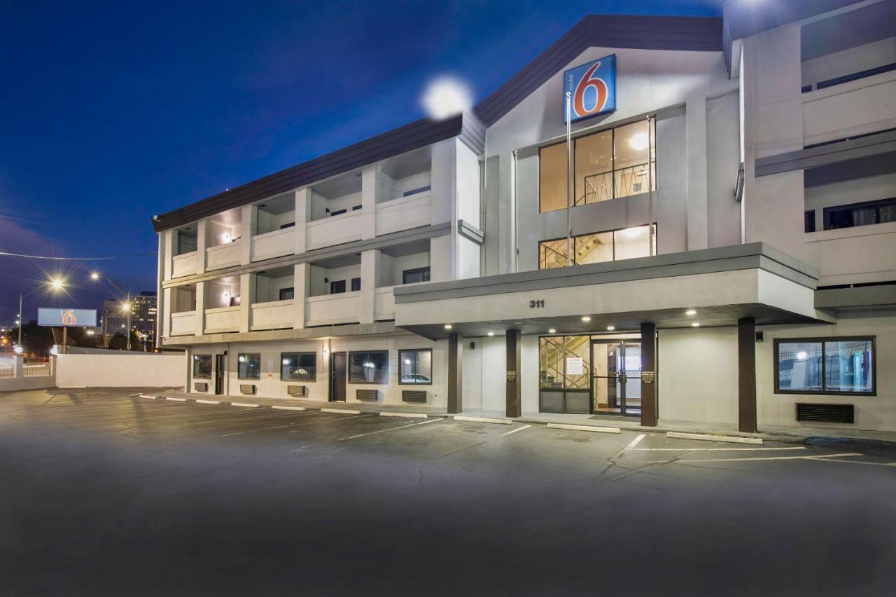 Motel 6-Atlanta, Ga - Downtown Exterior photo